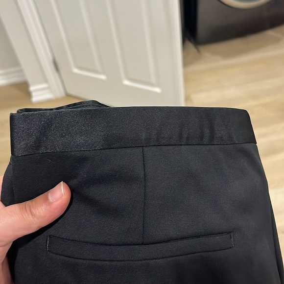 Hugo Boss full tuxedo. Jacket 40 R pants pants 34R - Picture 5 of 8